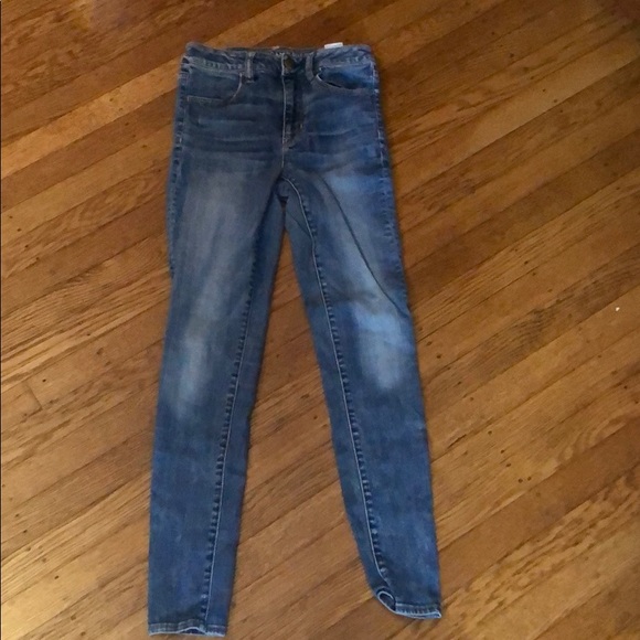 Jeans - Picture 1 of 2